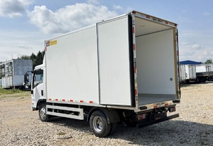 ISUZU KV100 (3,5т) РЕФРИЖЕРАТОР CARRIER C680 4,2×2,2×2,4м